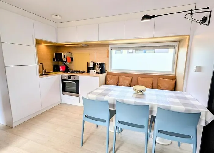 아파트 Cozy Mobile With Great Comfort - La Sirene